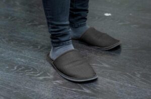 mens slippers for hardwood floors