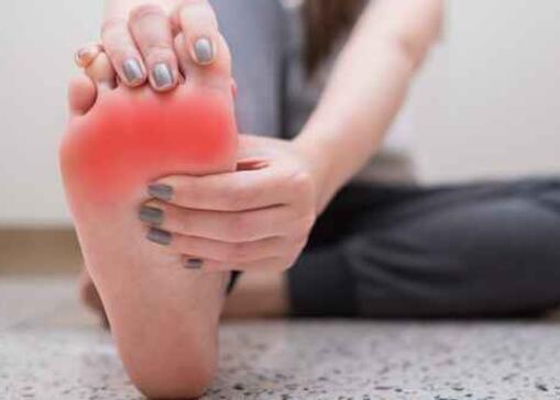 how to relieve sore feet with slippers