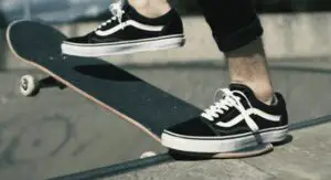do you wear socks with vans