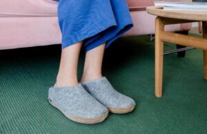 support slippers for the elderly