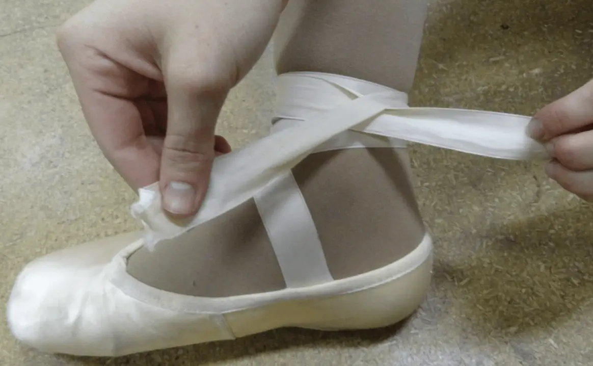 how to tie ballet slippers